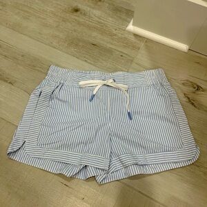 Vineyard vines shorts